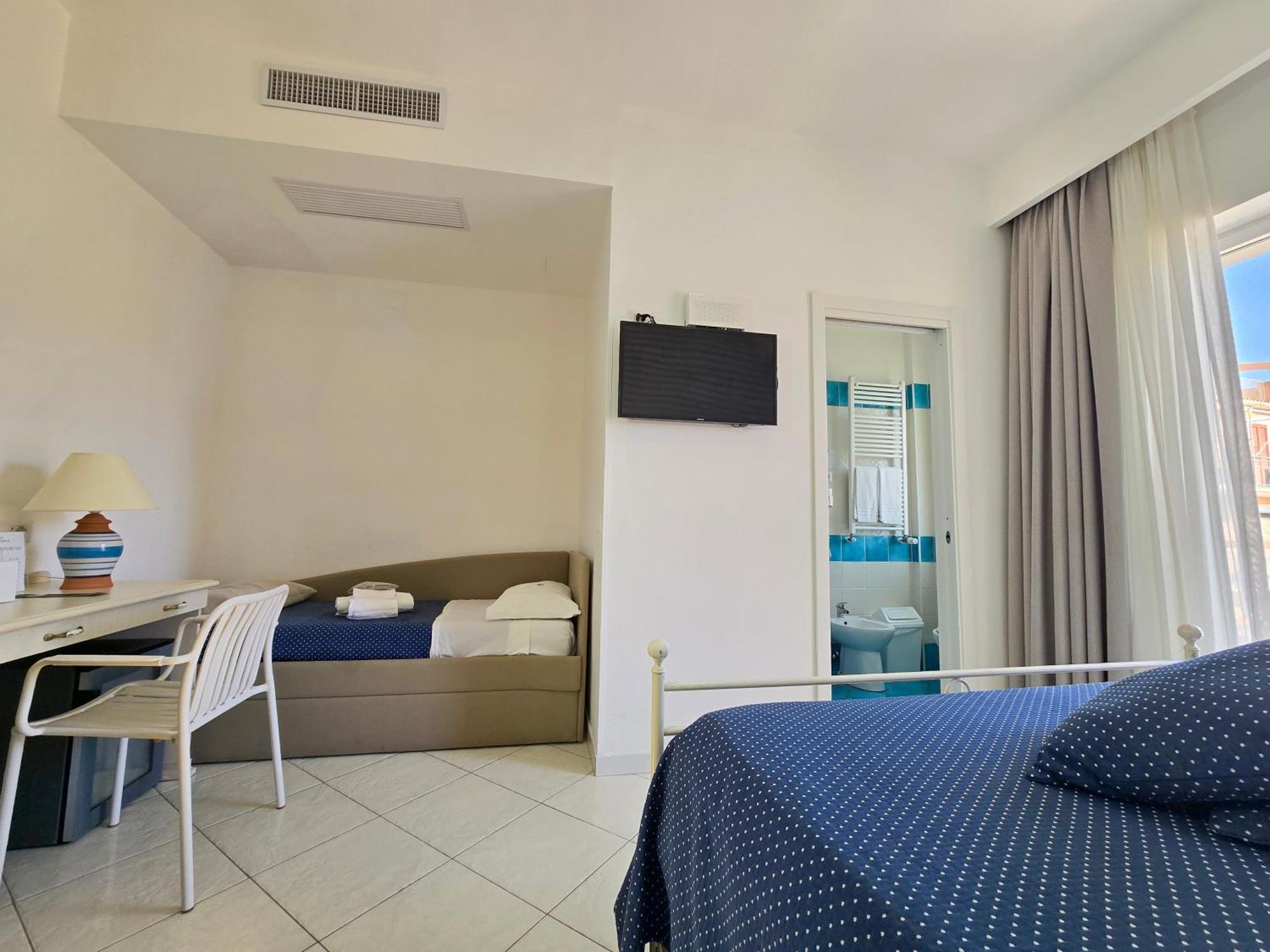 Hotel Calanca Marina di Camerota Esterno foto