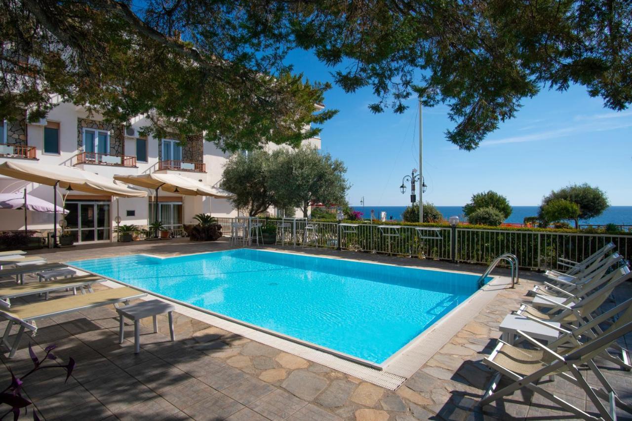 Hotel Calanca Marina di Camerota Esterno foto